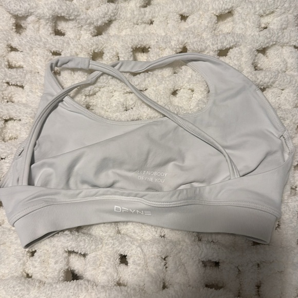 DFYNE Impact Asymmetrical Bra - Picture 4 of 4